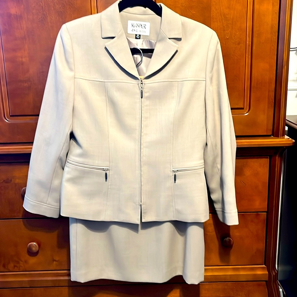Jr Skirt suit